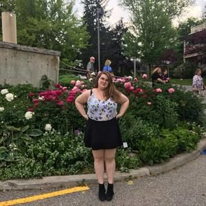 Meet your Posher, Kira